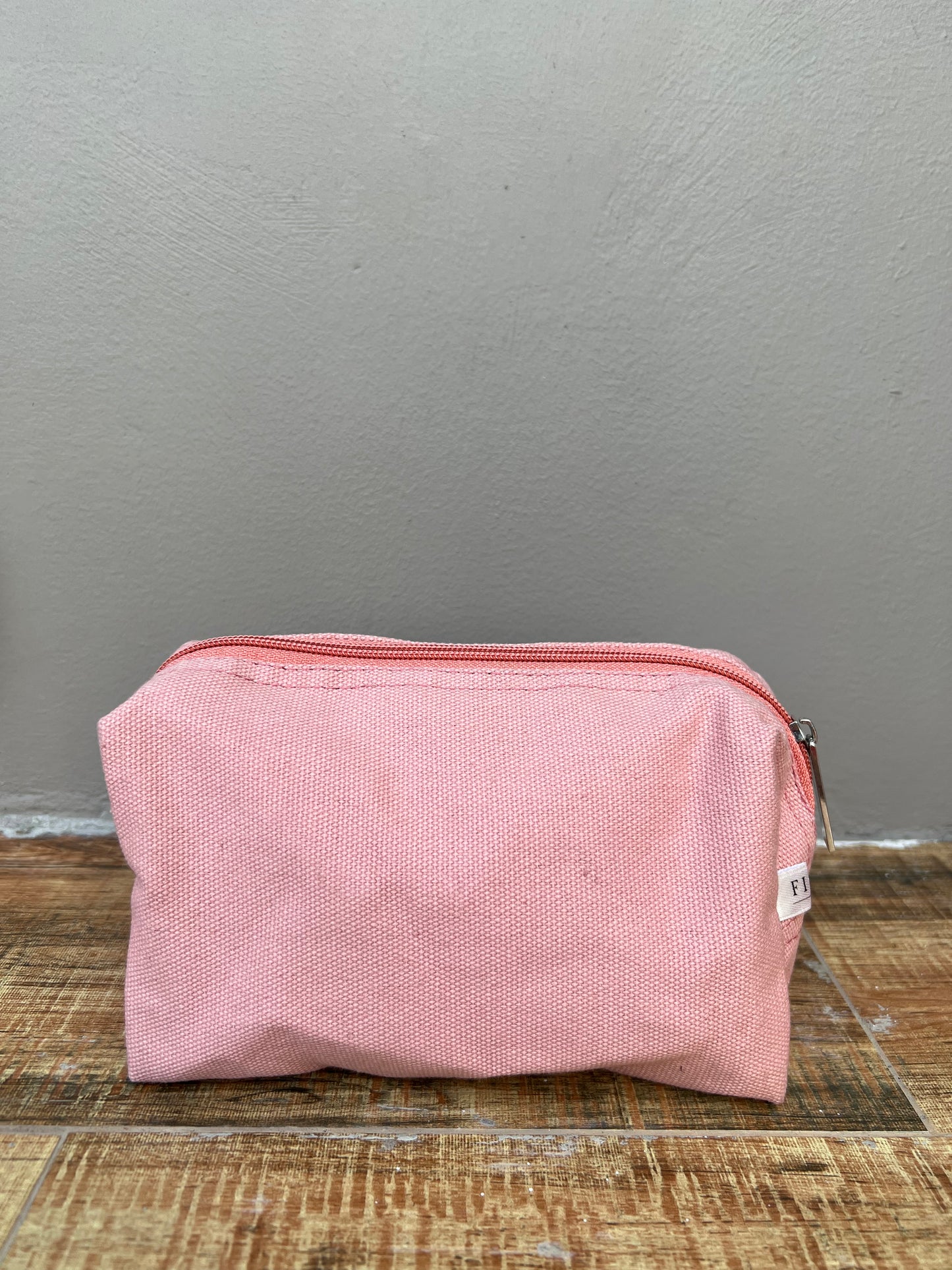 The Ada Pouch